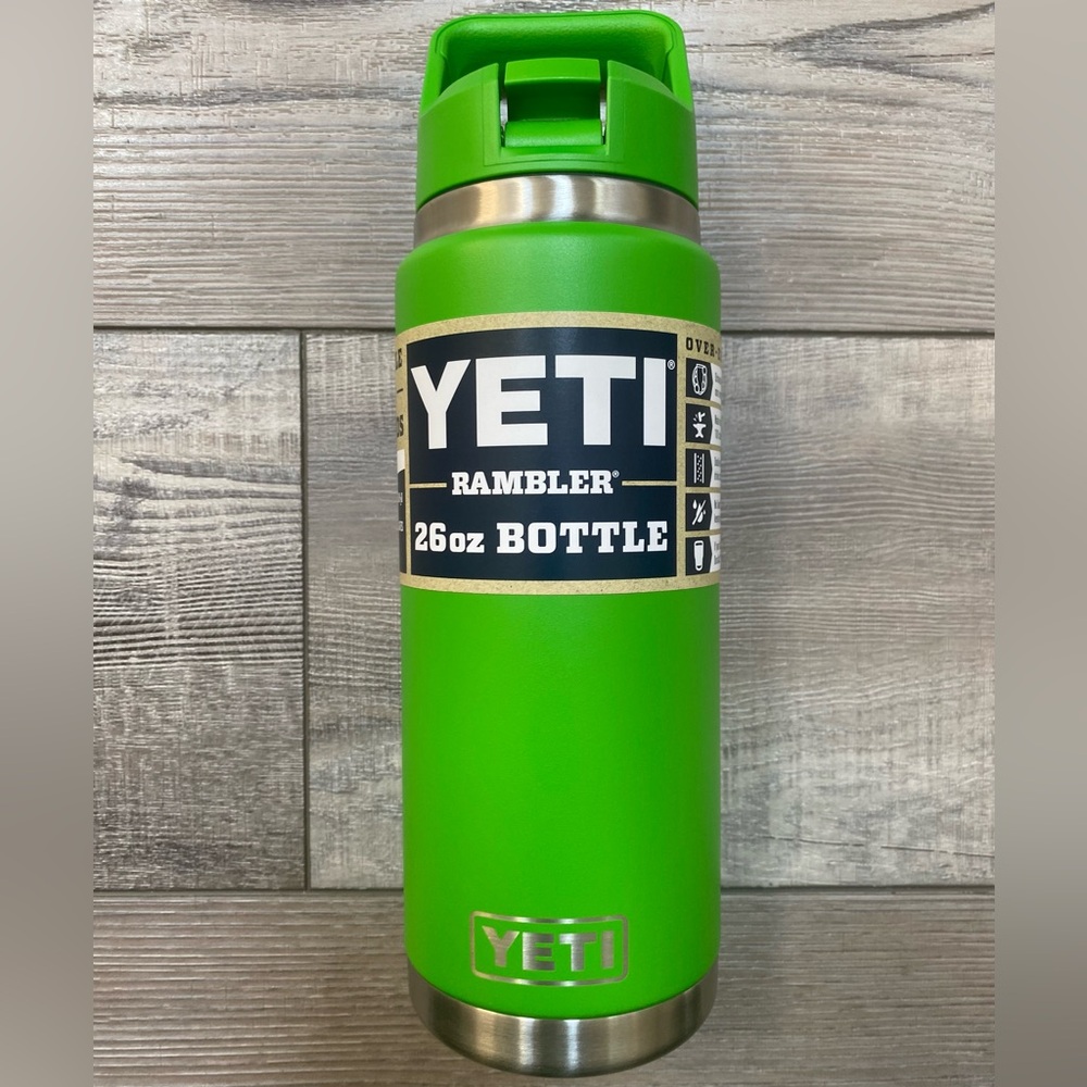 NEW YETI Rambler 26oz Stainless Steel Vacuum Insulated Bottle RARE Canopy Green